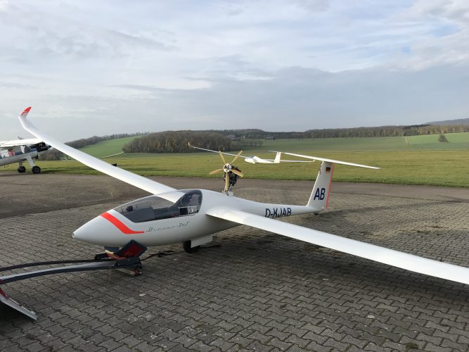 Bei unseren Segelfliegern geht’s jetzt AB!
